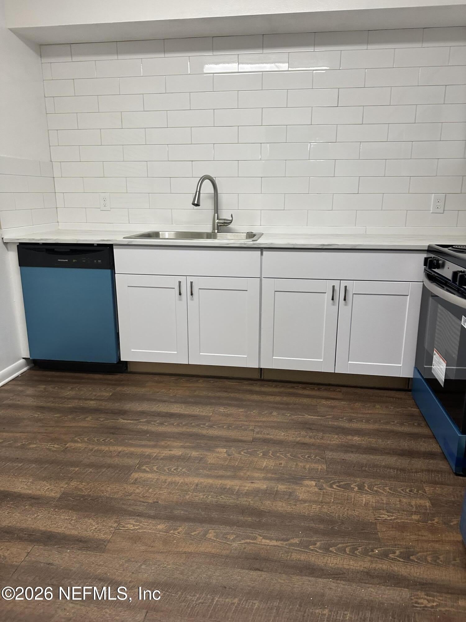394 Fortuna Avenue – photo 4