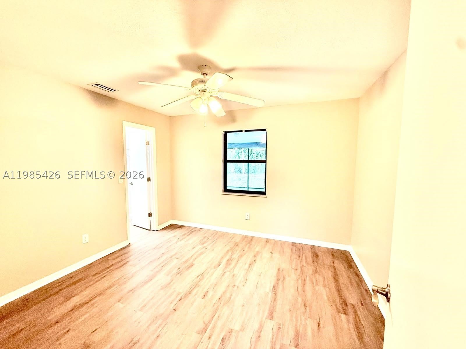 210 SW Voltair Ter – photo 5