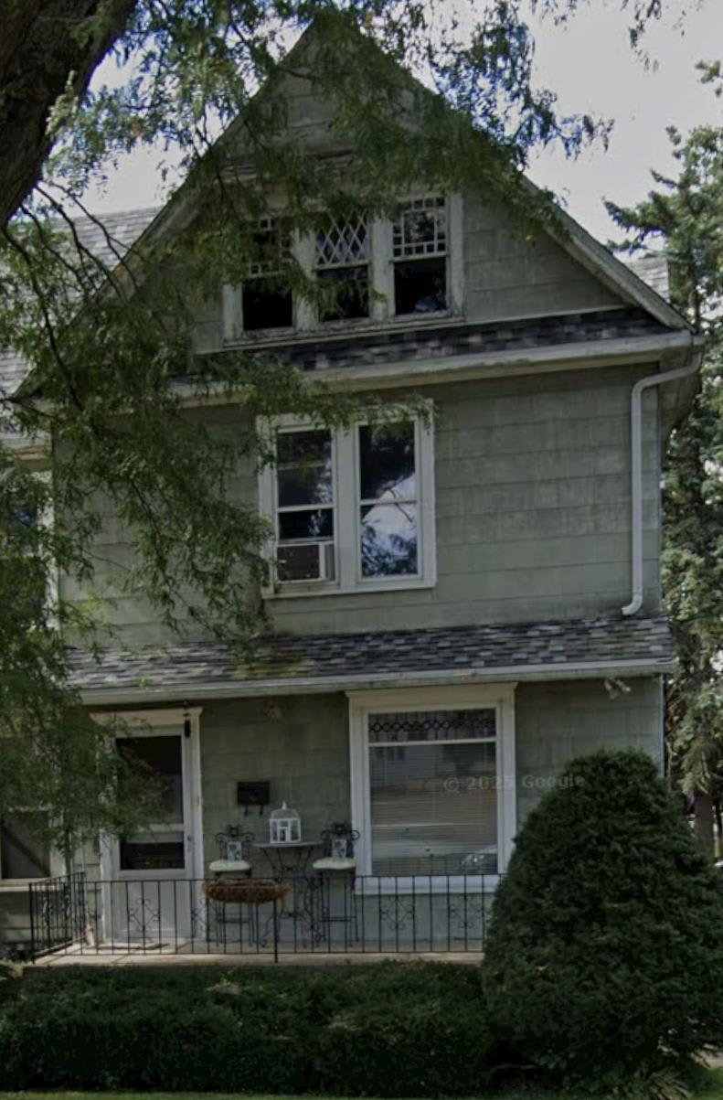 512 1/2 North Warren Avenue – photo 1