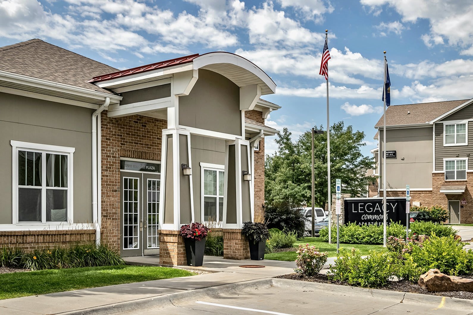 Legacy Commons – photo 1