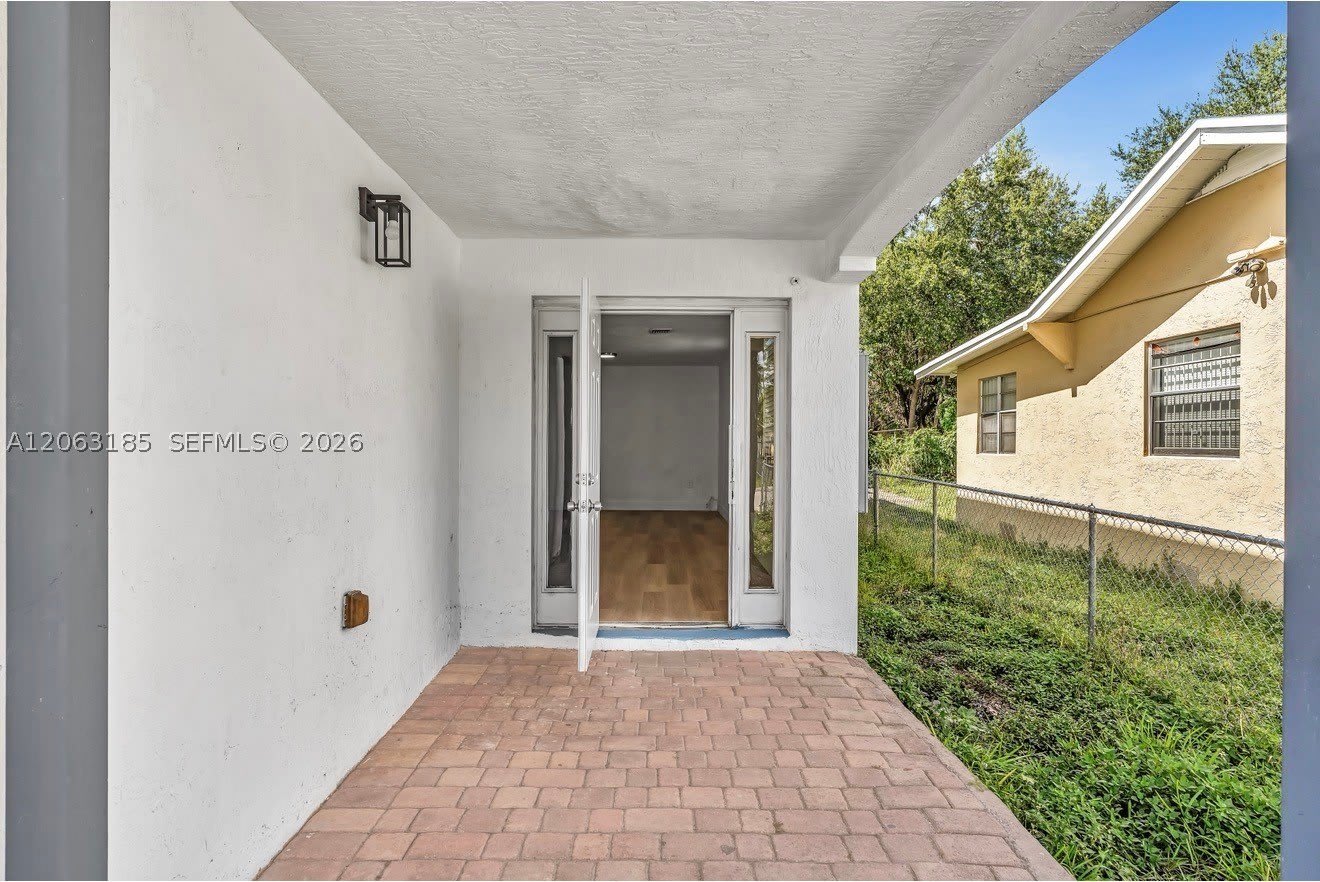 140 NW 70th St – photo 3