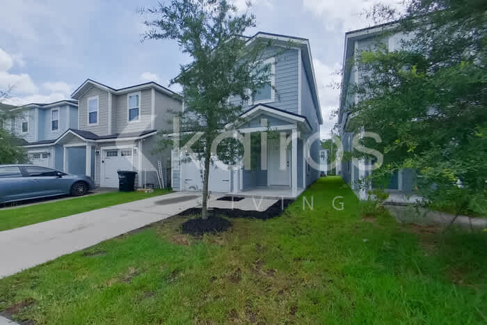 1319 Mull Street – photo 2