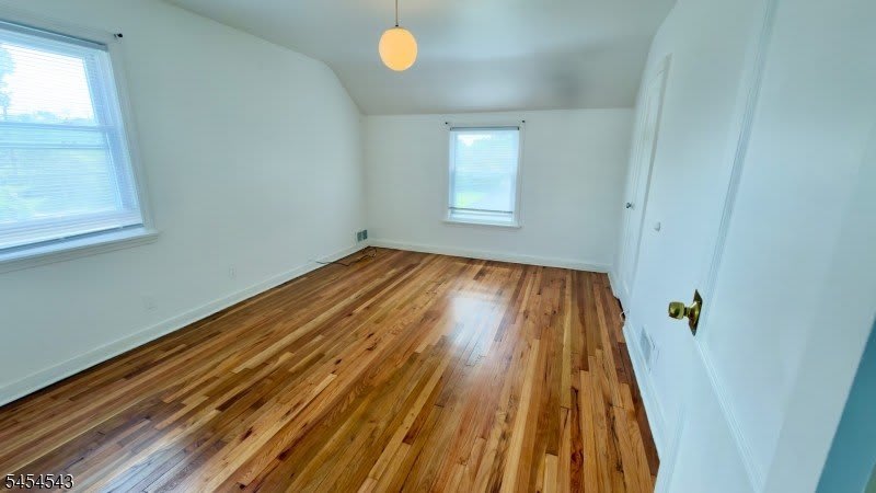 19 Alexander Ave – photo 5