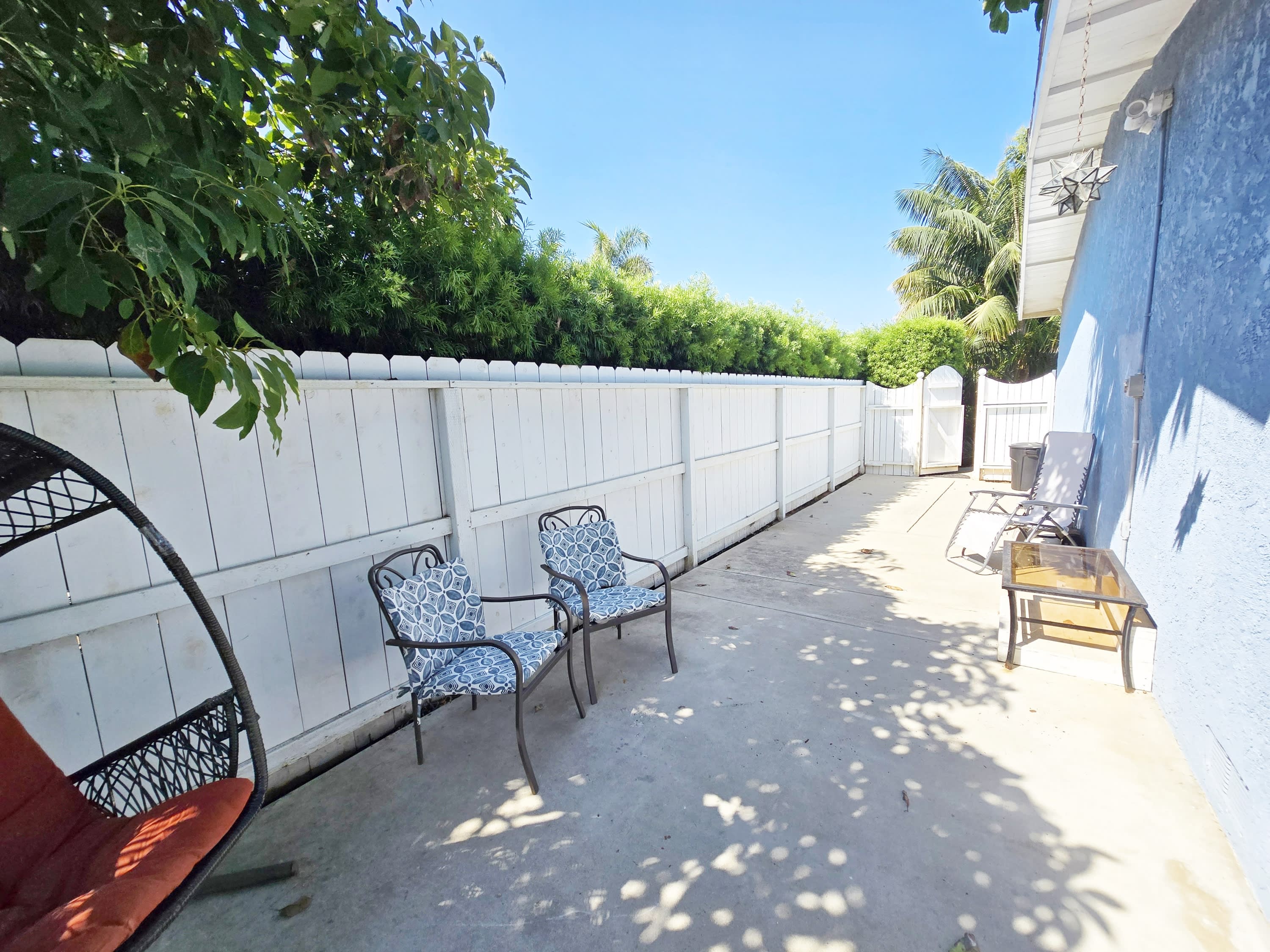 819 Hymettus Avenue – photo 3
