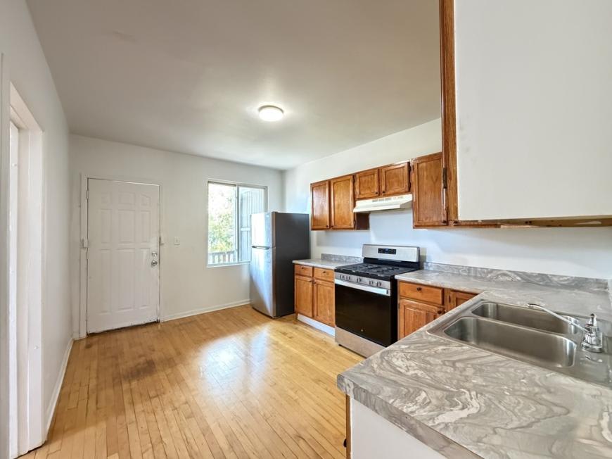 4249 Haddon – photo 5