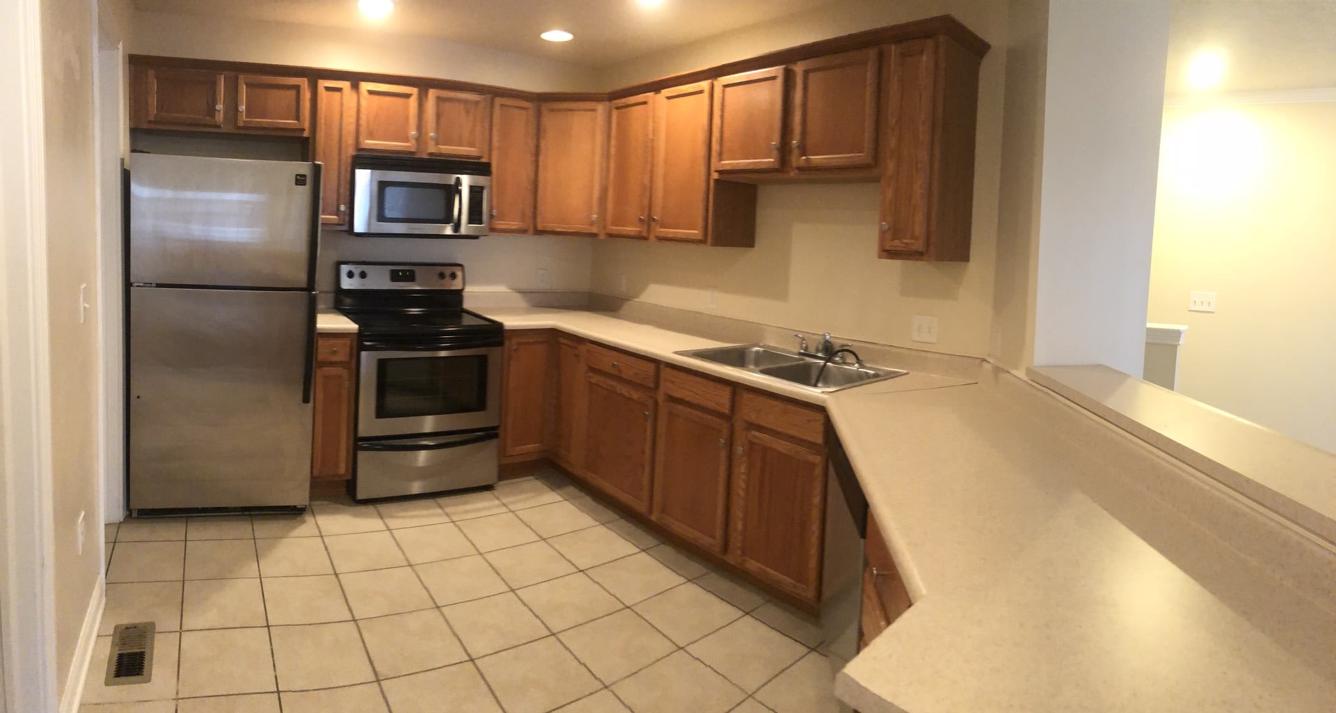 Coming Soon 3 Bedroom 2 5 Bathroom Townhome Located At 1471 Autumn Oak St In Greenwood In – photo 5