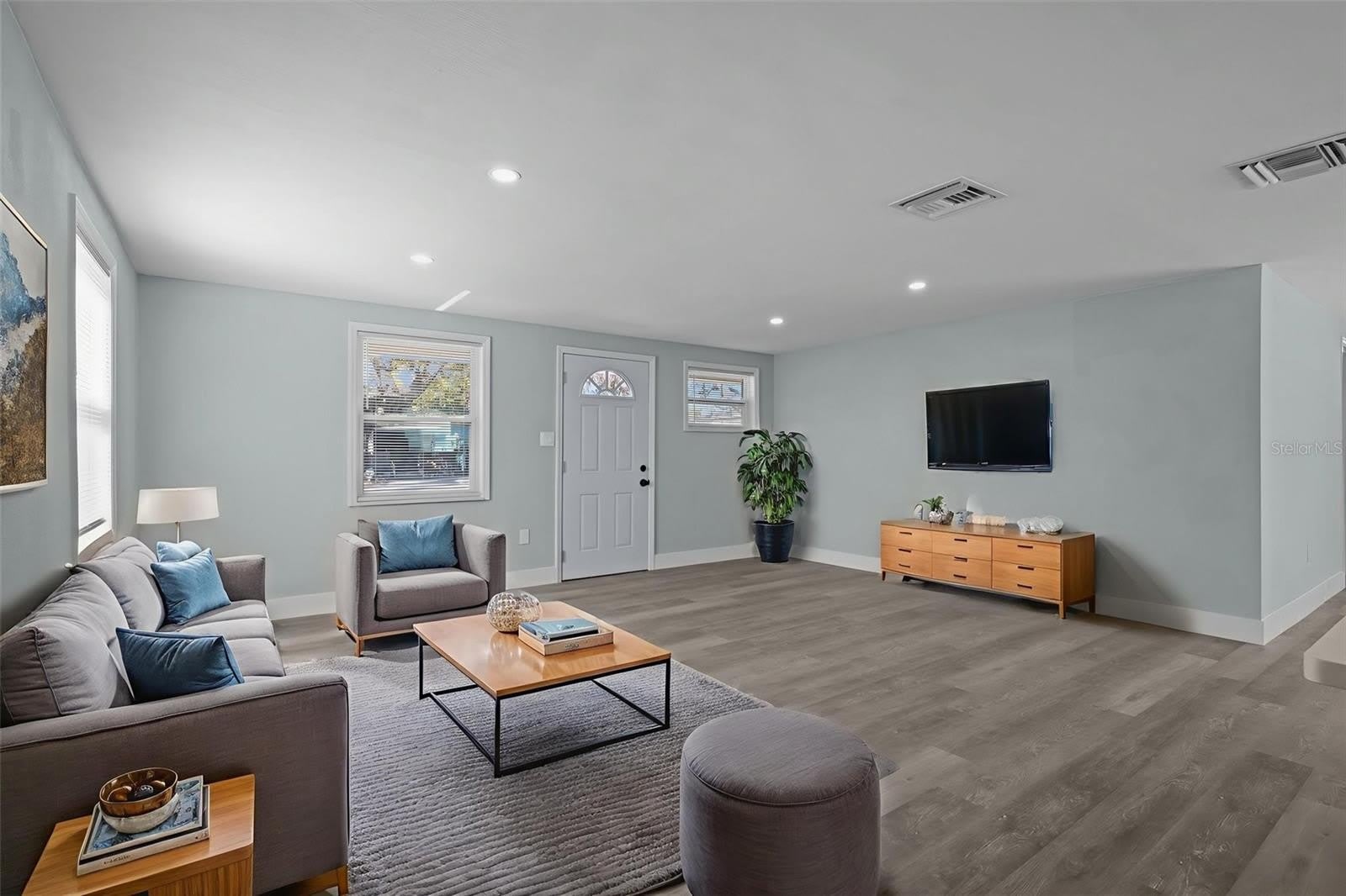 1682 WILMAR Avenue – photo 4