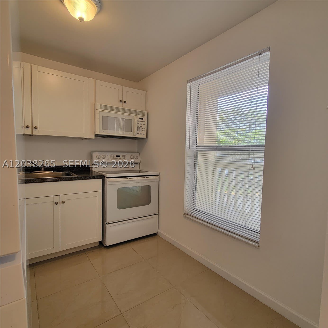 6021 NW 61st Ave – photo 5
