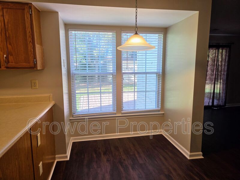5401 Groveton Ct – photo 4
