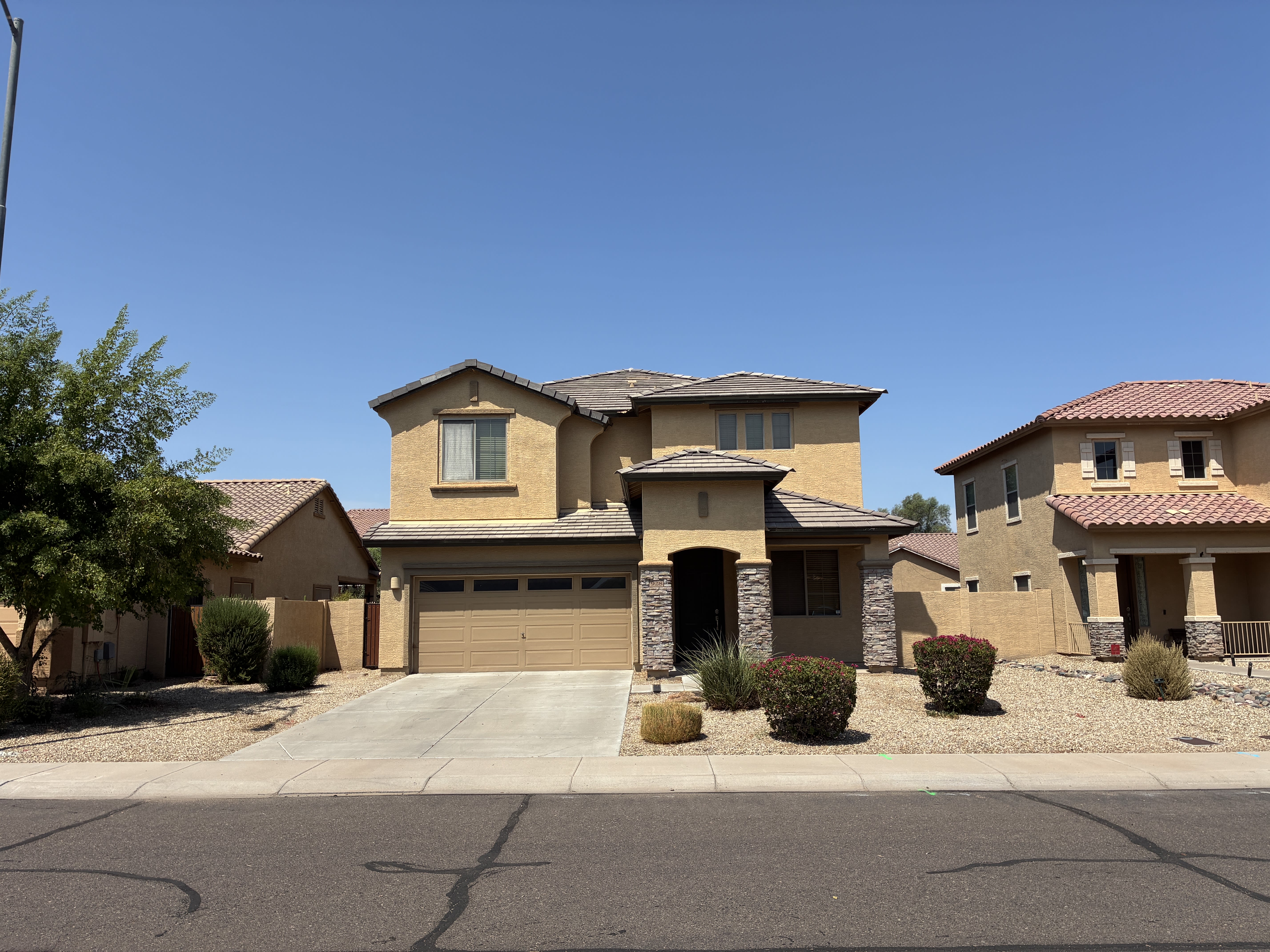 928 E Randy St – photo 1