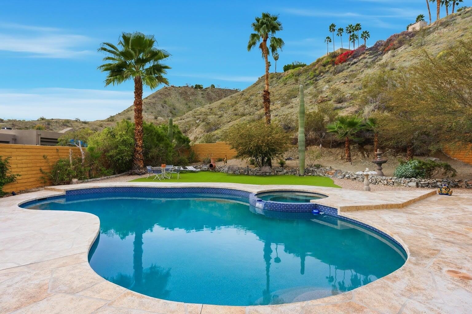 10 Venus Drive – photo 2