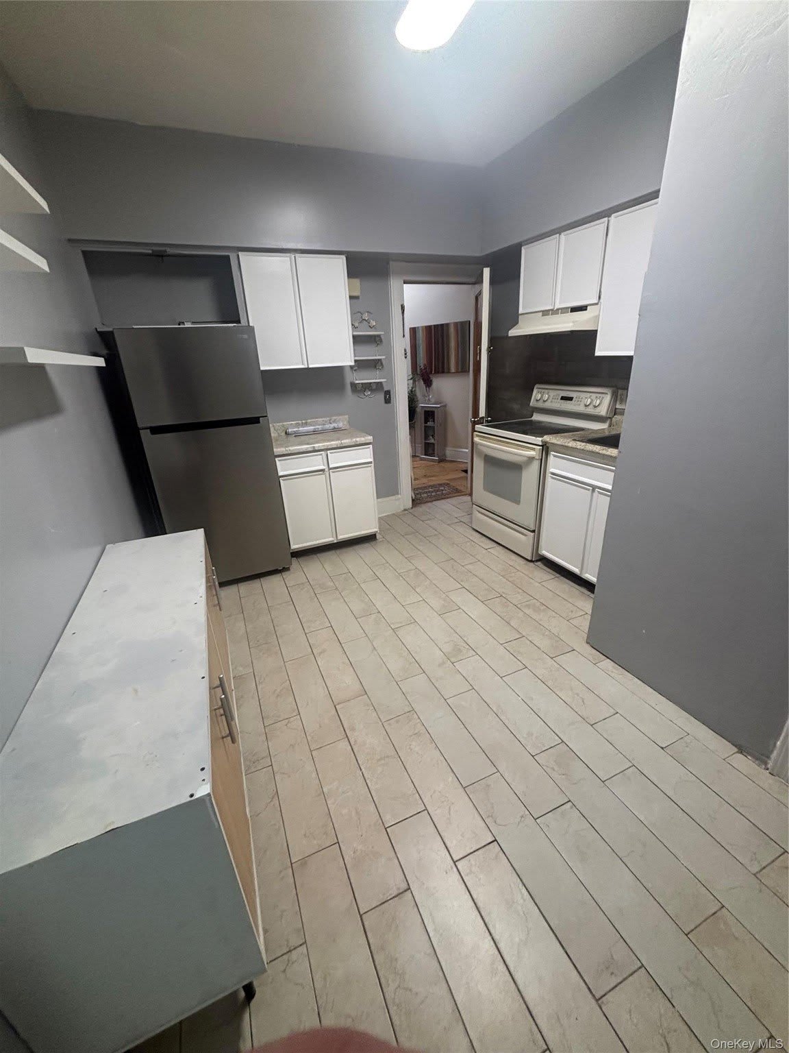 2426 Grand Avenue – photo 2