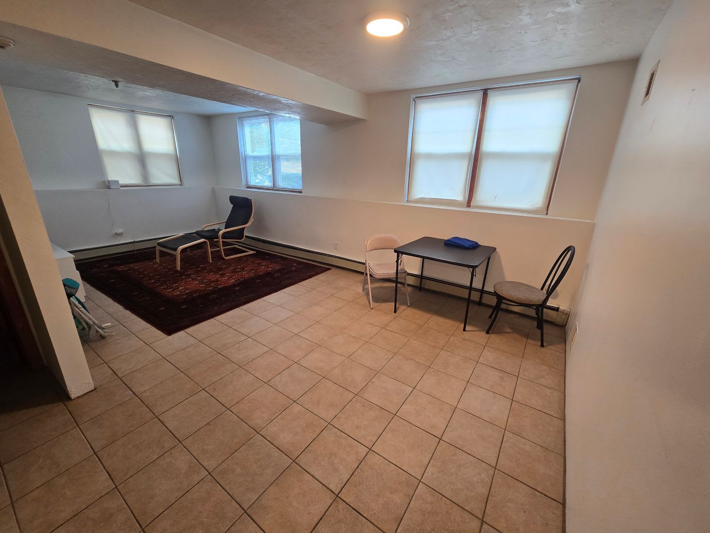 Allston 1-Bedroom with Included Utilities and Open Layout – photo 3
