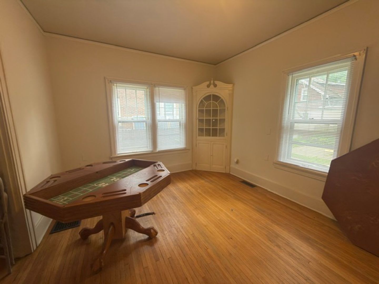 Historic Urbana 3 Bedroom Home Just Minutes From Campus – photo 3