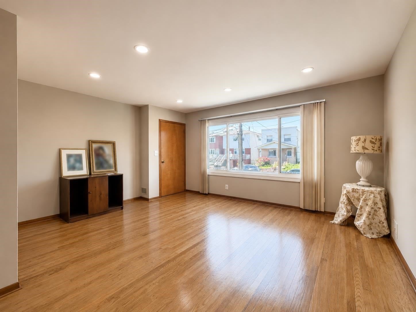 185 W 3RD ST – photo 2
