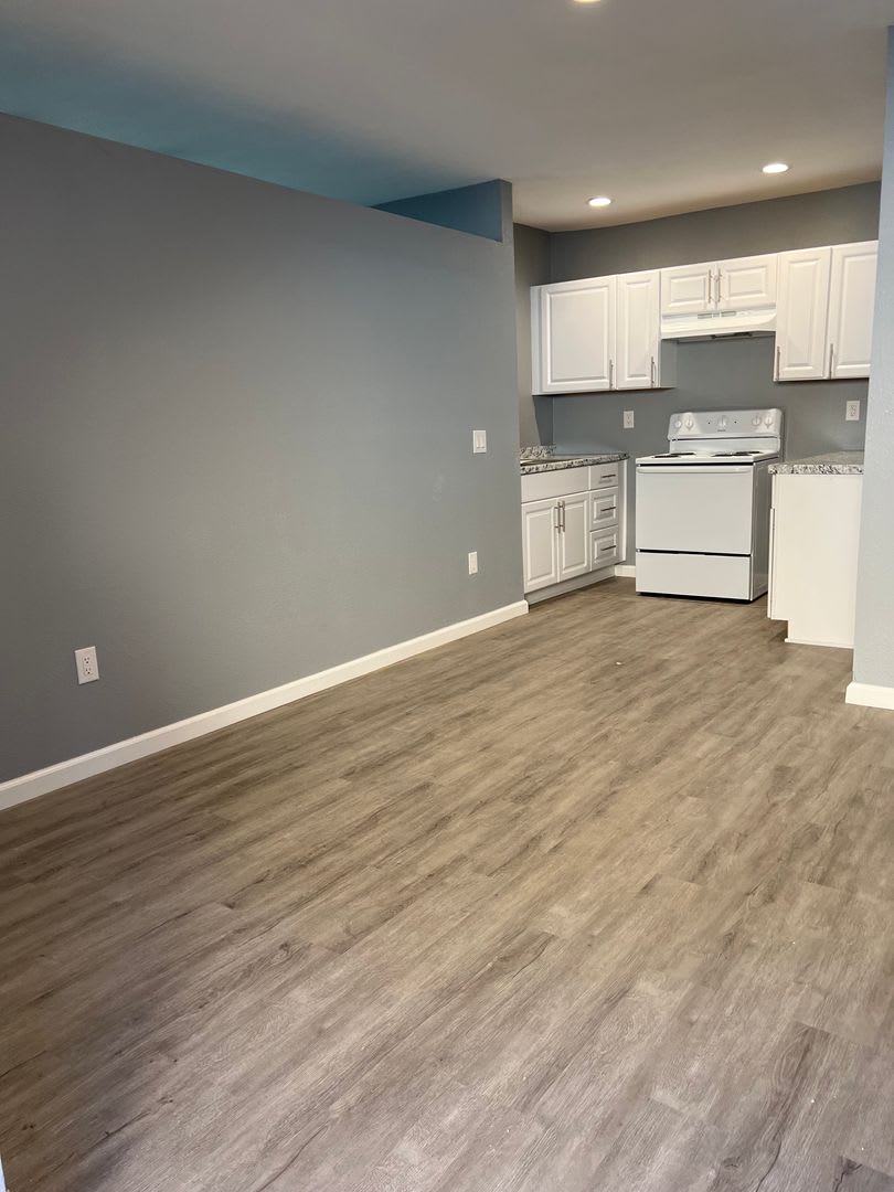 Modern Studio Adjacent to the Main House for Rent in Heber, Ca – photo 2