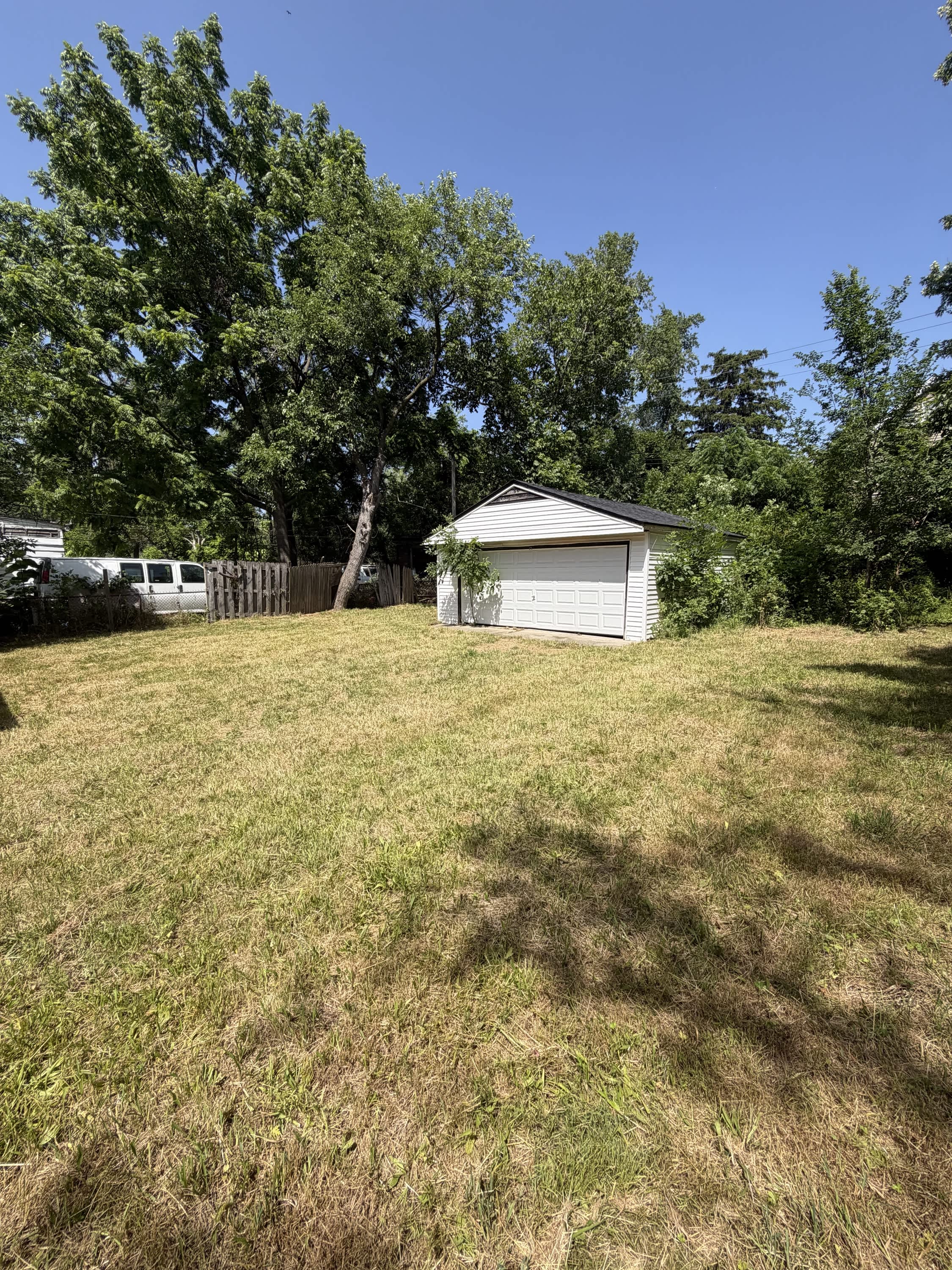 3337 East 130th Street – photo 3