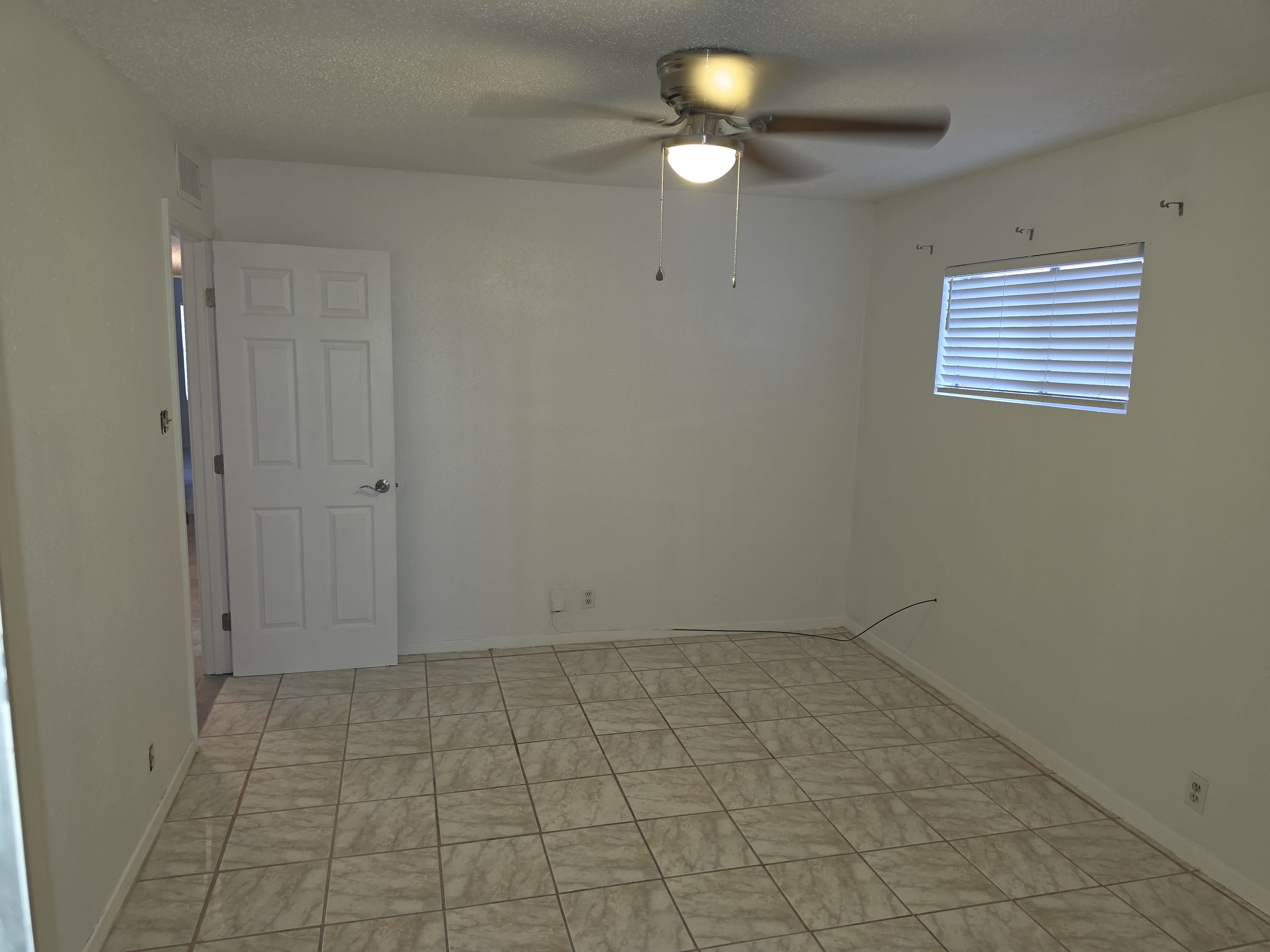 2422 Copper Avenue – photo 4