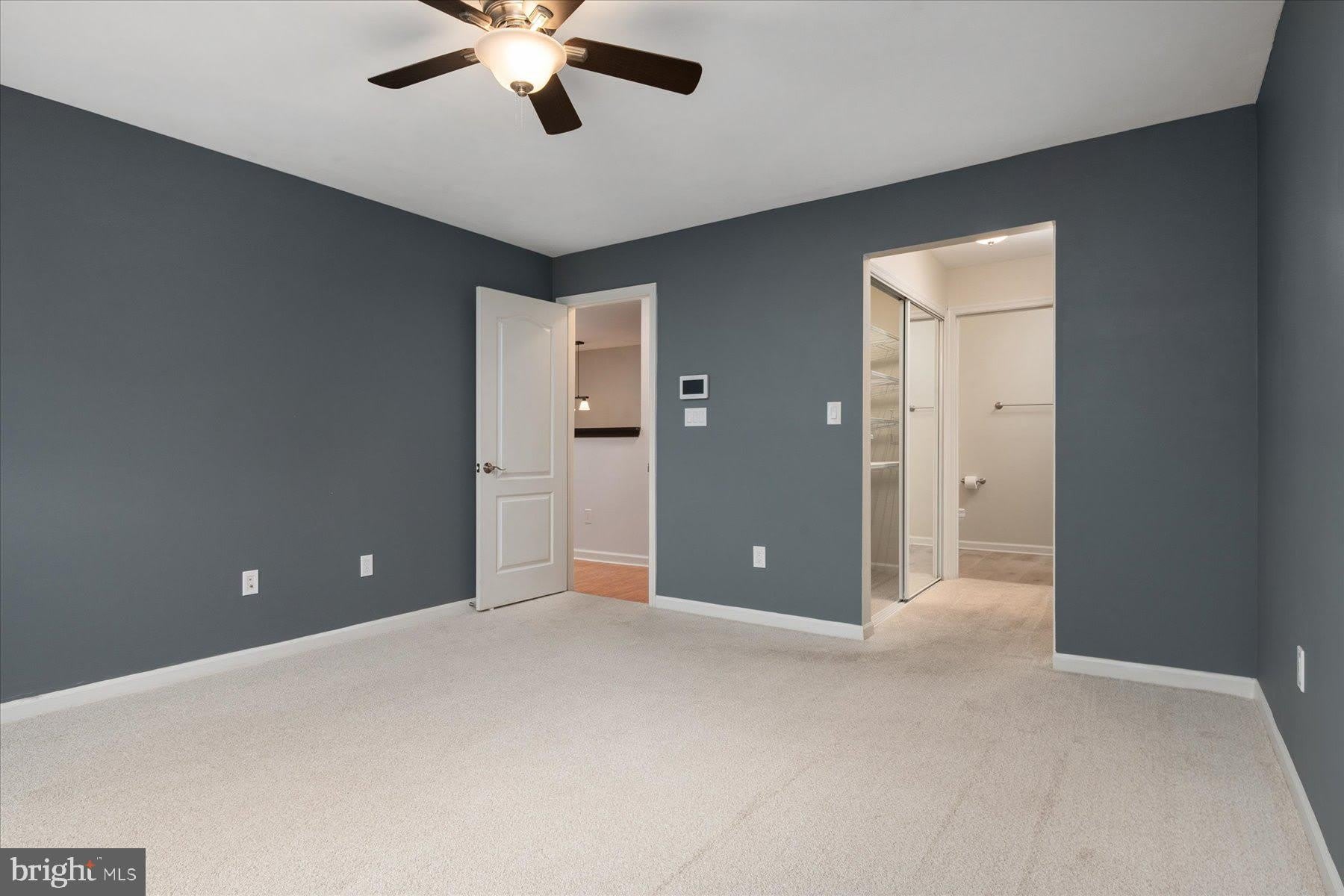 8961 TOWN CENTER Circle – photo 5