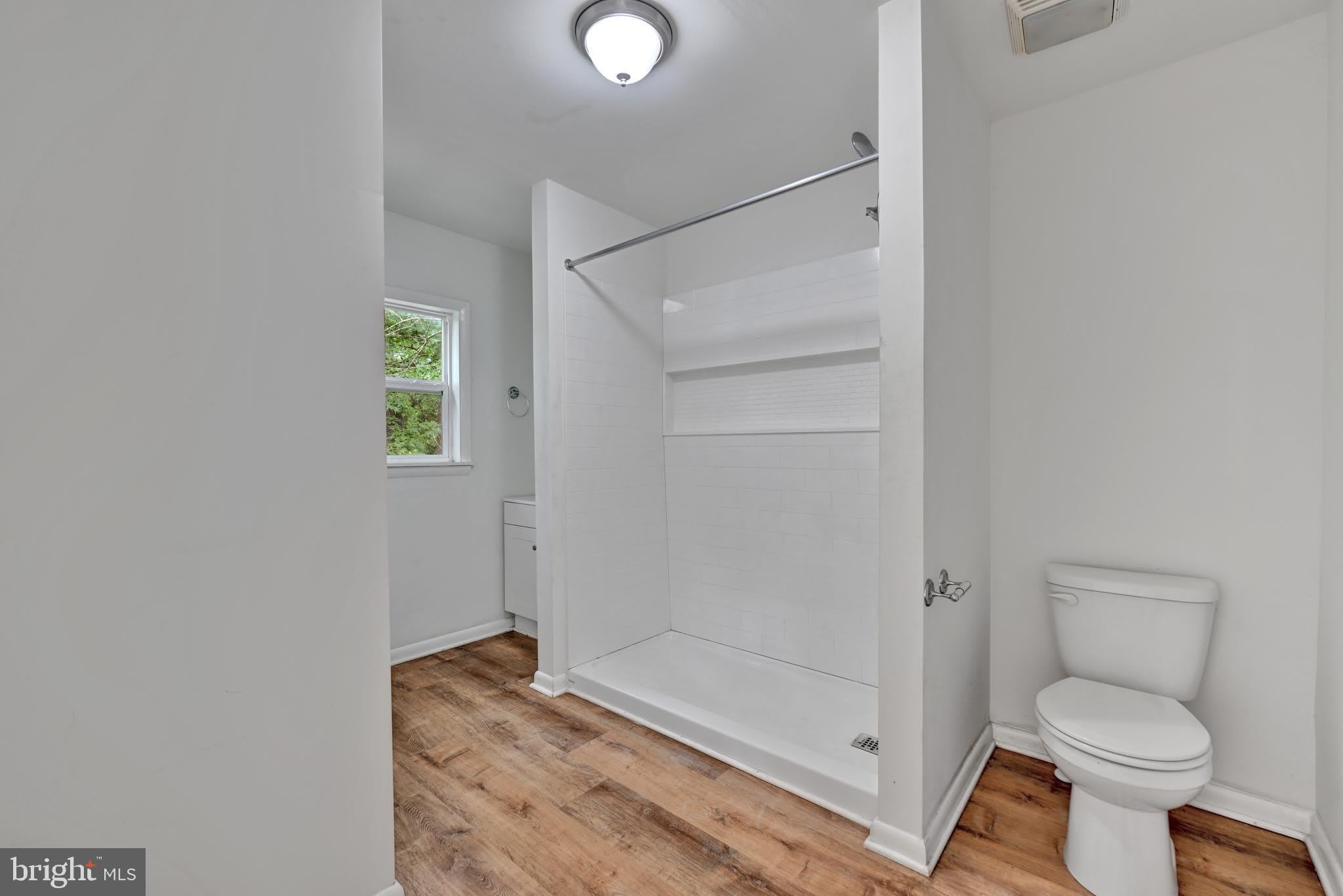 811 SEAGROVE Road E – photo 5