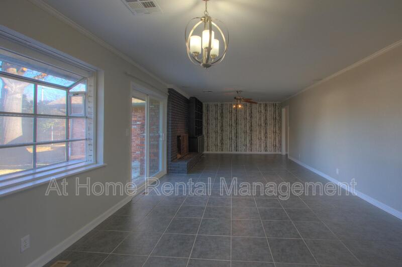 6635 East 54th Street – photo 3