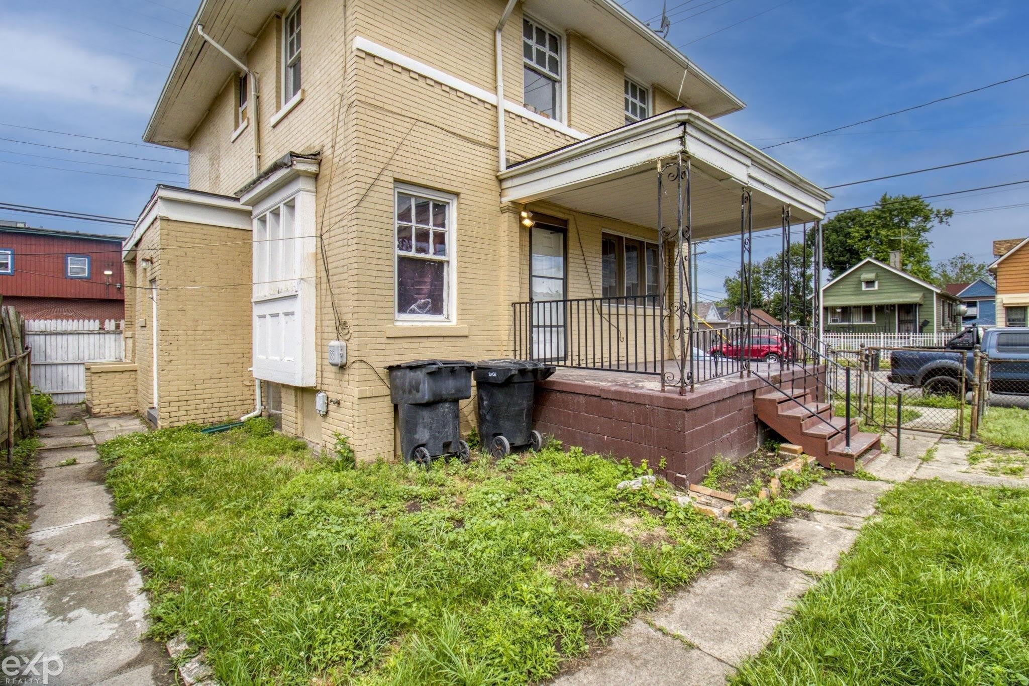 5421 Toledo Street – photo 4