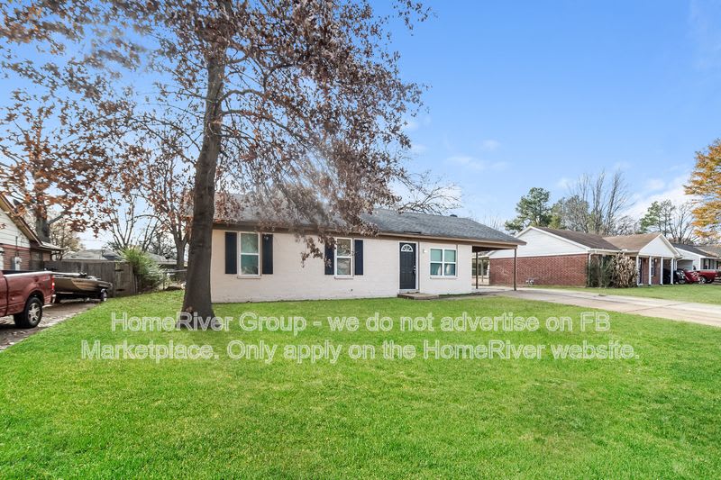 3175 Mayfair Dr – photo 3