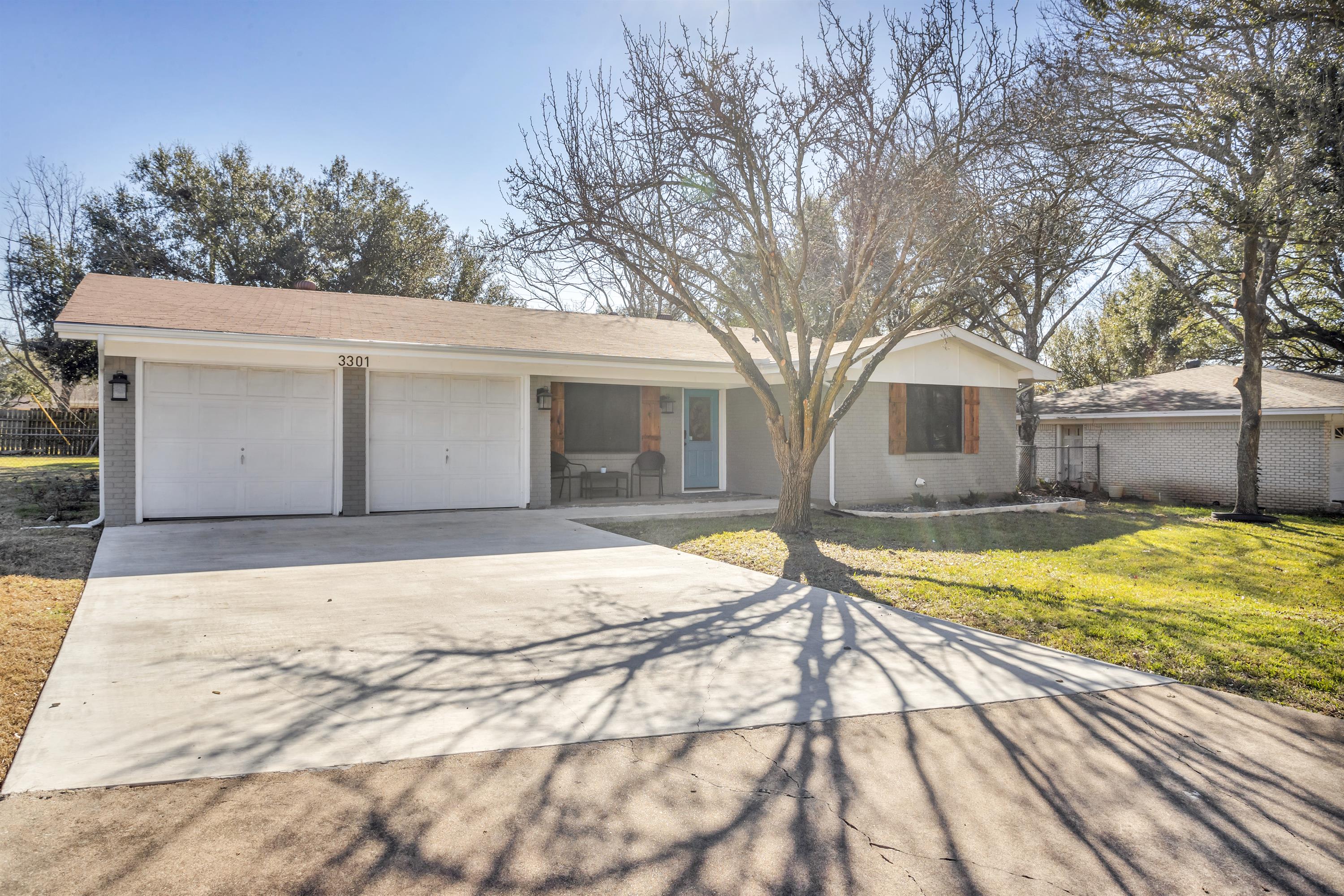 3301 East Drive – photo 1