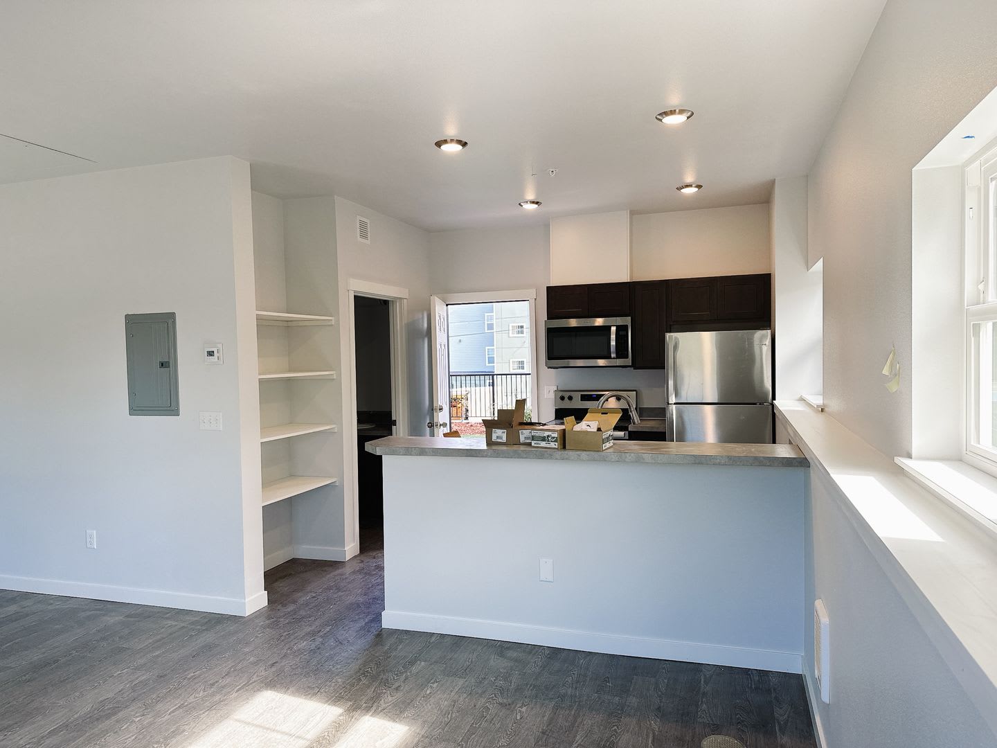 600 E Maple St – photo 5