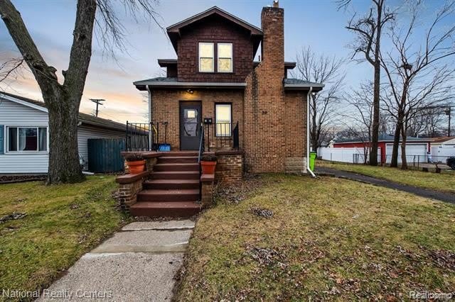 39 E Brockton Avenue – photo 3