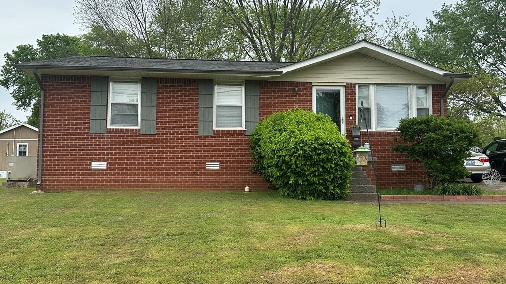 204 Crest Drive – photo 1