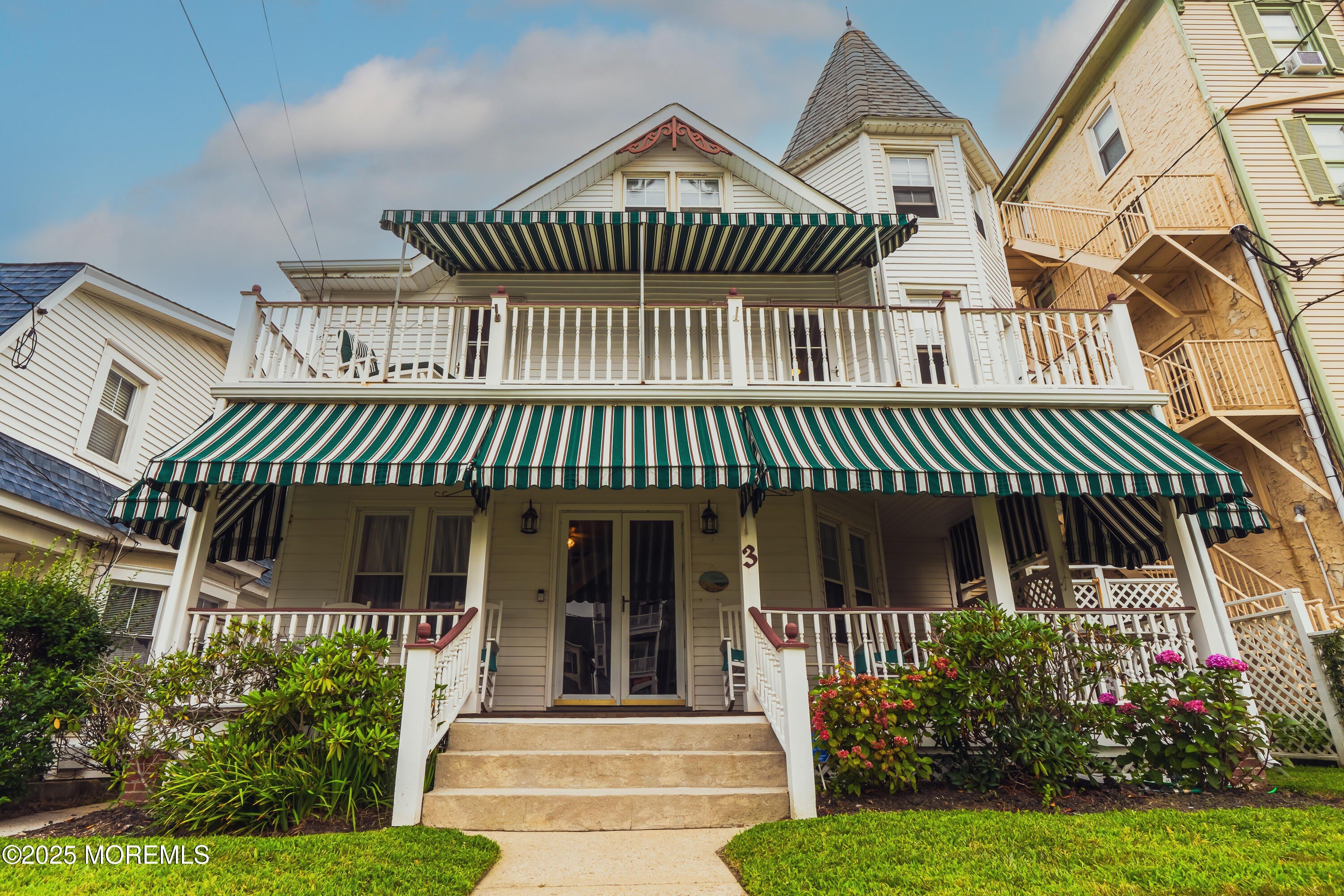 3 Bath Avenue – photo 2