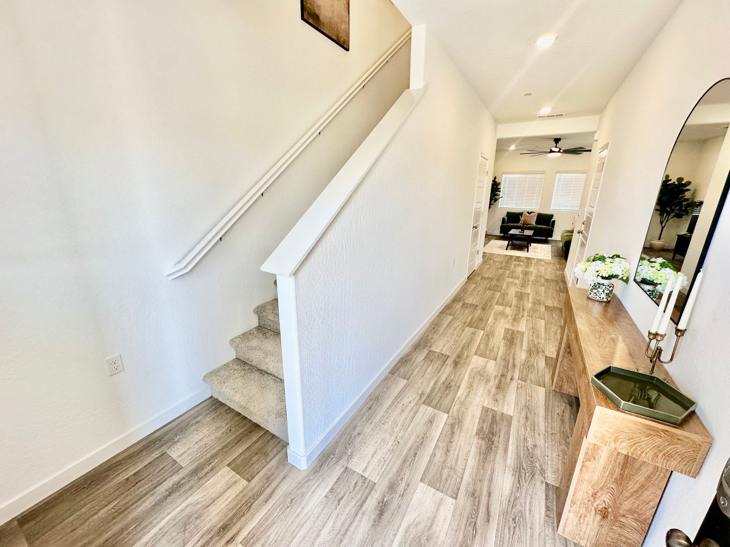 BRAND NEW 4/2.5 Lennar In Riverstone Community – photo 2