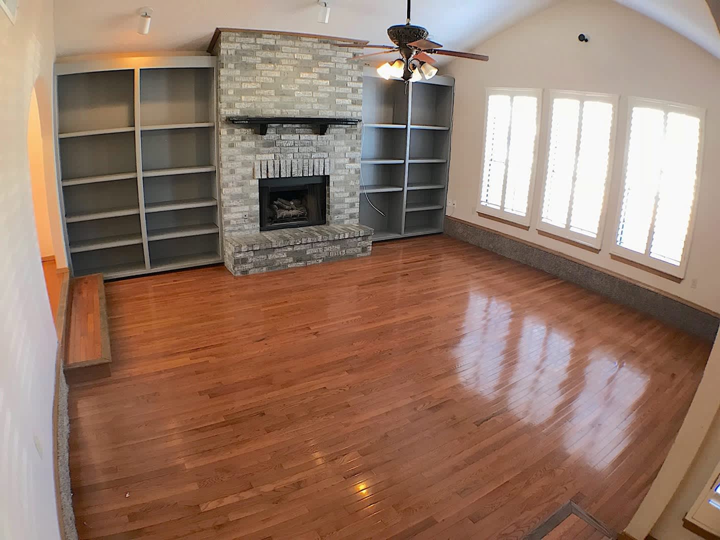 East El Paso Refrig A/C 3bed/2bath with Pool! – photo 4