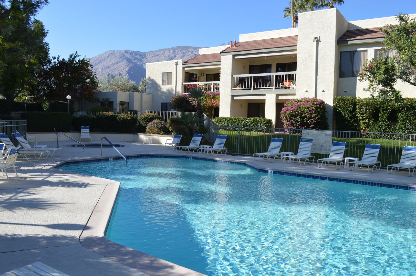 Riviera Gardens, SEASONAL, FURNISHED – photo 1