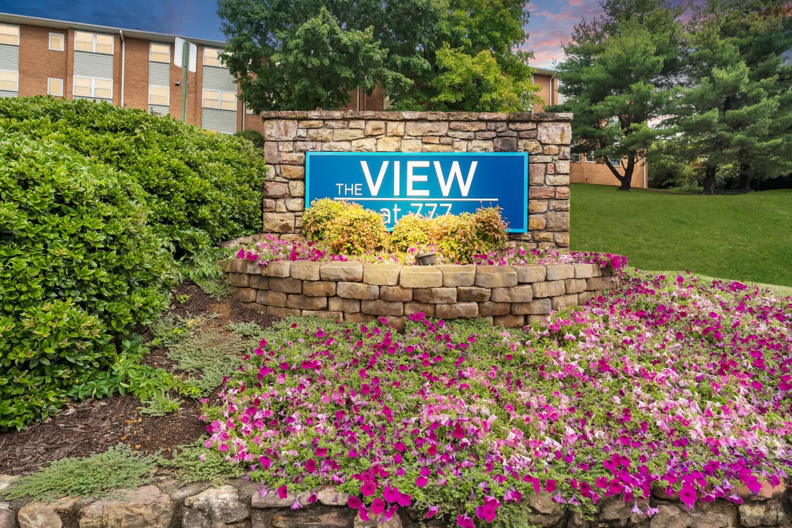 The View at 777 – photo 2