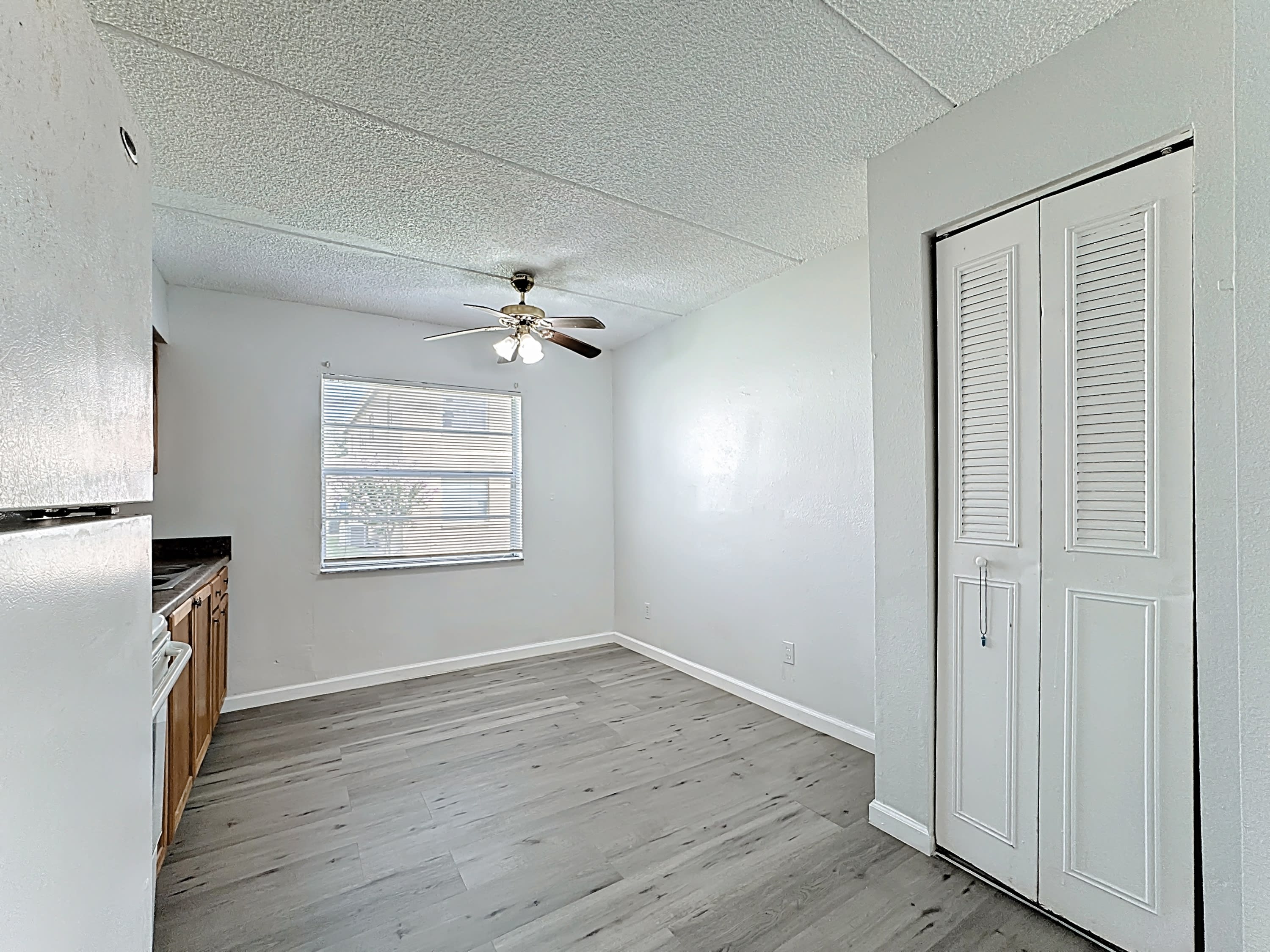 694 Michigan Court – photo 5