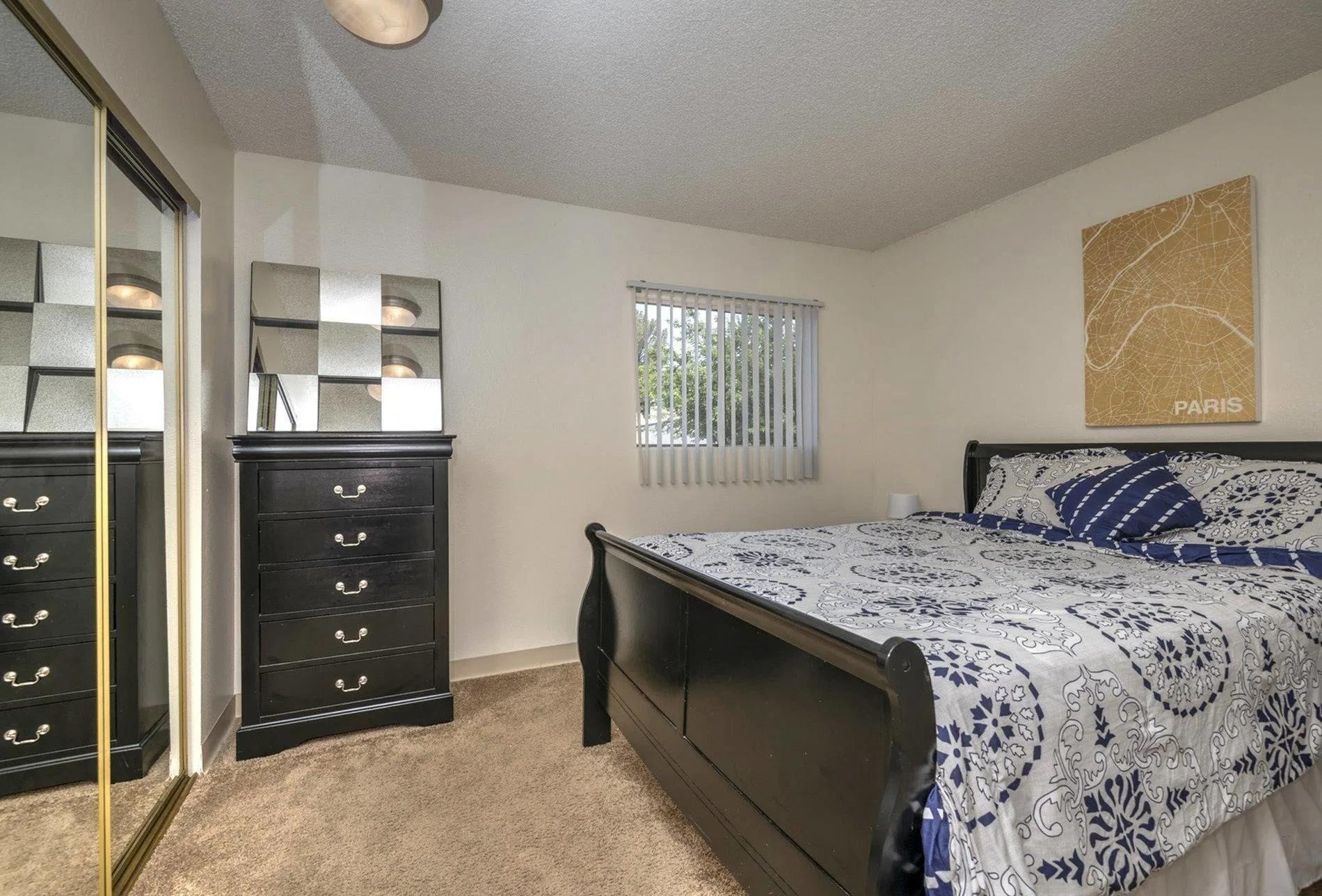 Sierra Antigua Apartments – photo 2