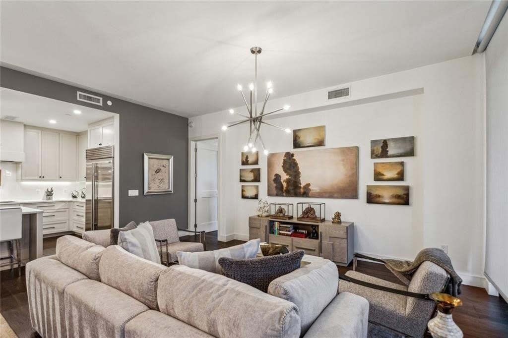 2520 Peachtree Road – photo 5