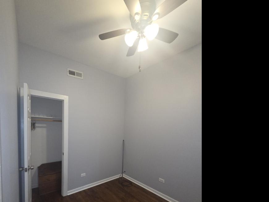 1332 W Barry Ave – photo 3