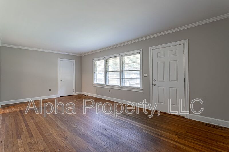 123 LeGrand Blvd – photo 3