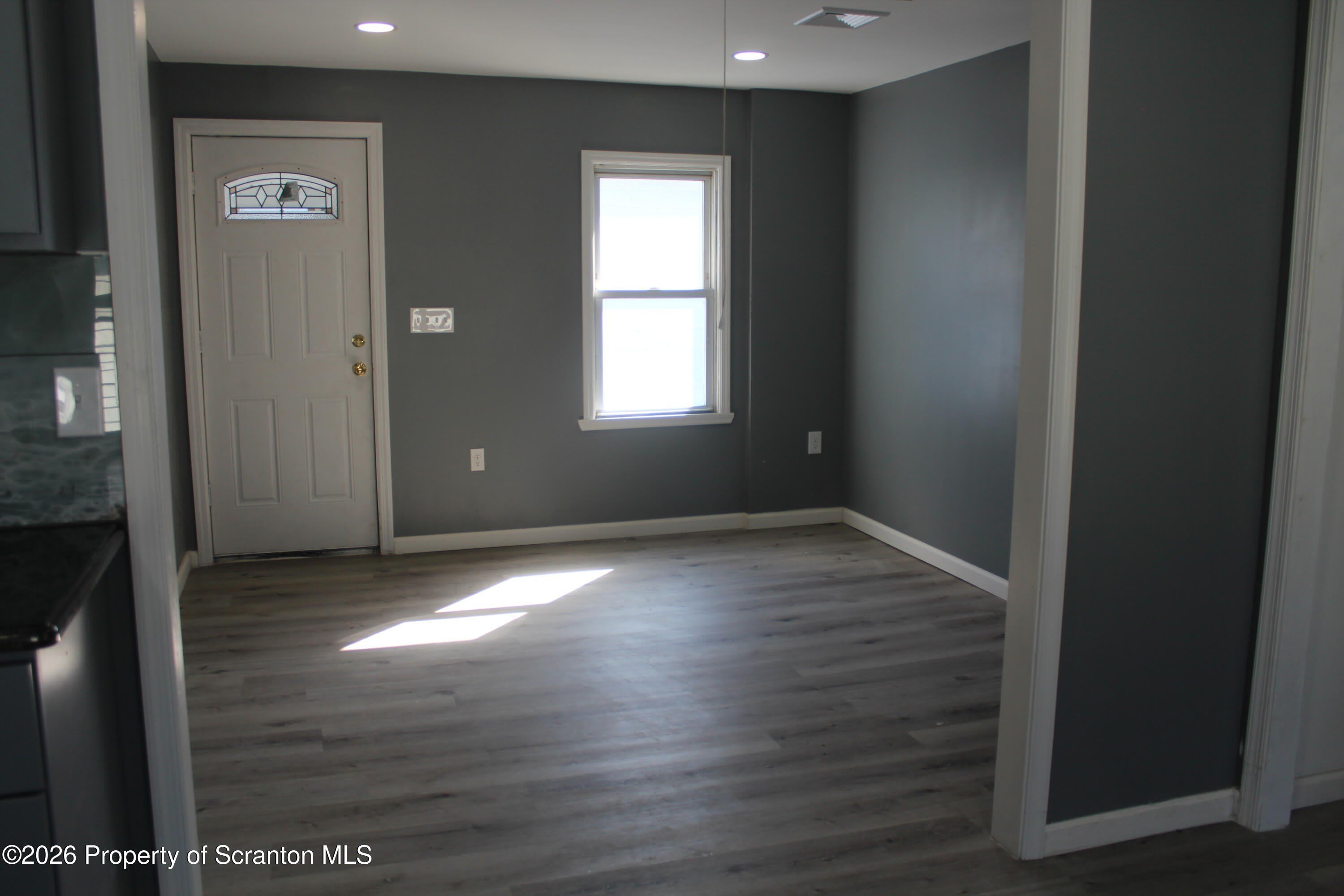 335 Phelps Street – photo 4