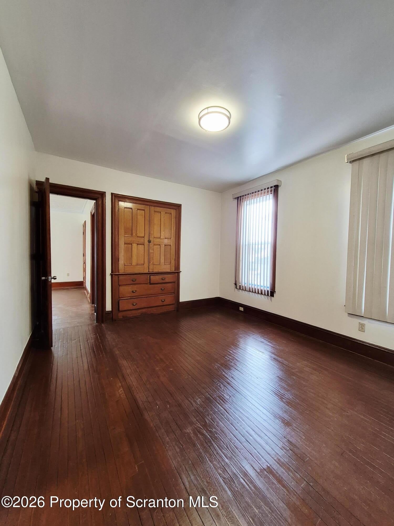 109 Salem Avenue – photo 5