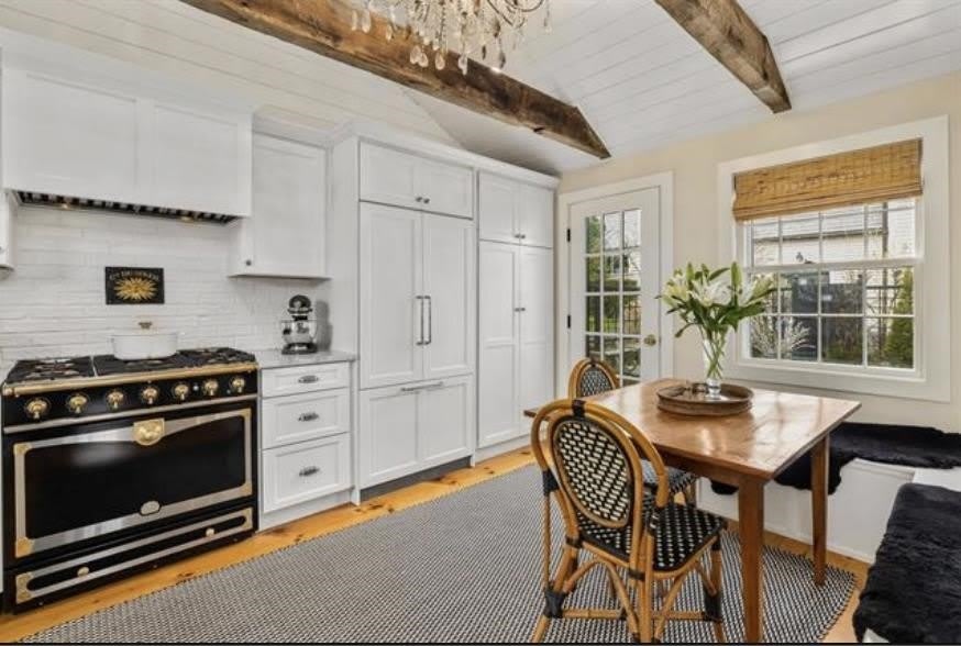 16 Wentworth Road – photo 2