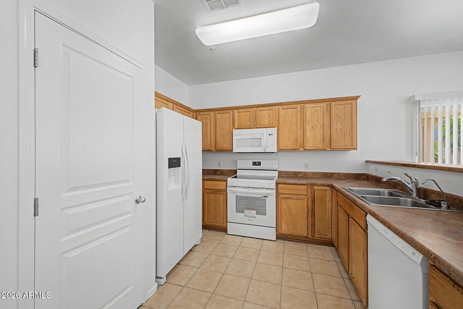 8777 W Dahlia Drive – photo 5