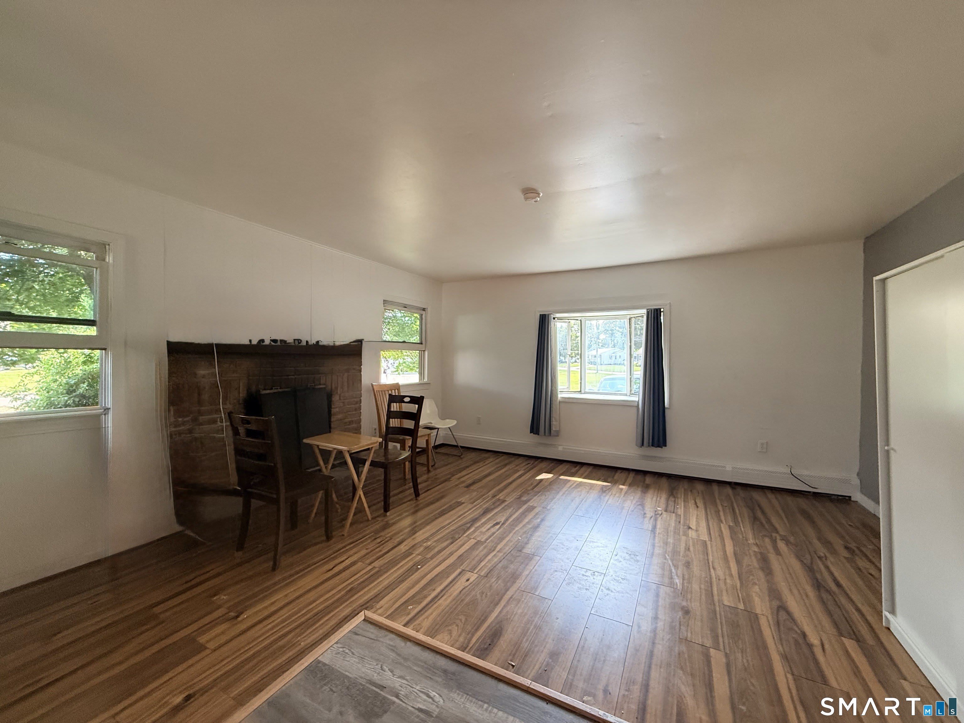 191 E Side Drive – photo 2
