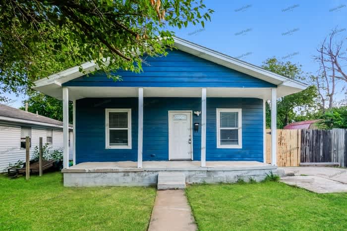 1115 Northwest 97th Street – photo 1