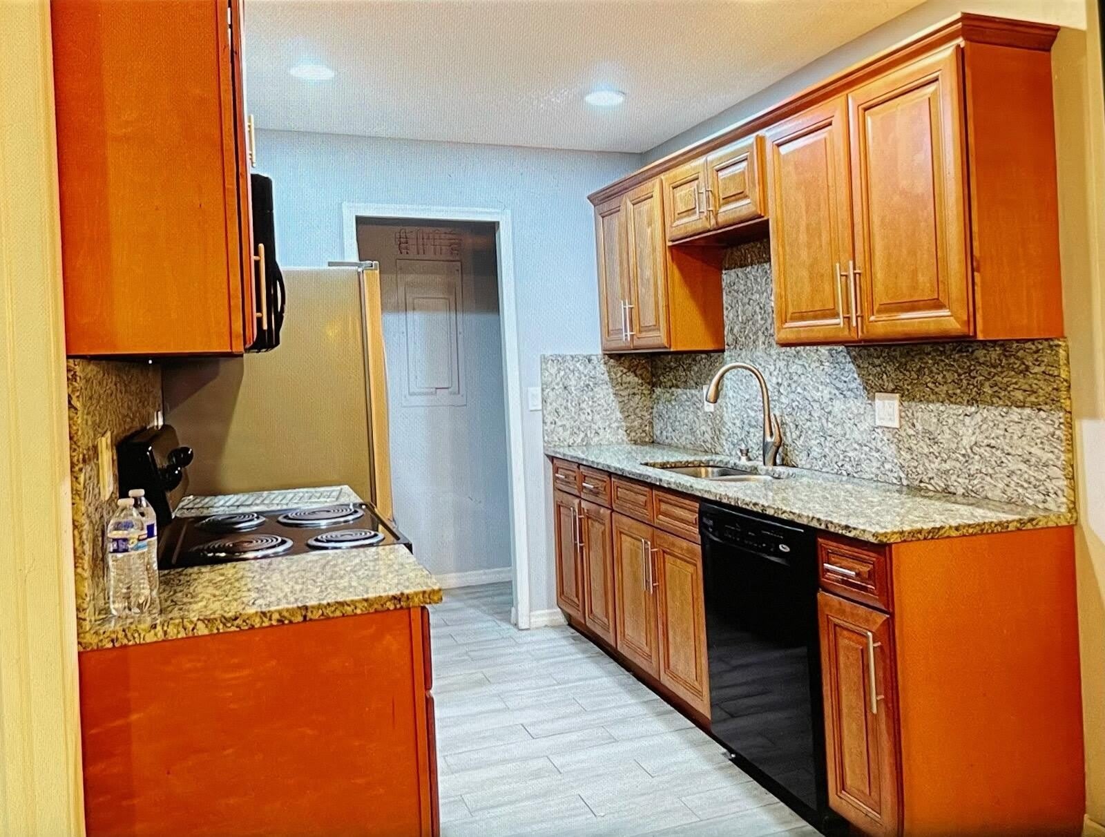 11881 Sturbridge Ln – photo 5