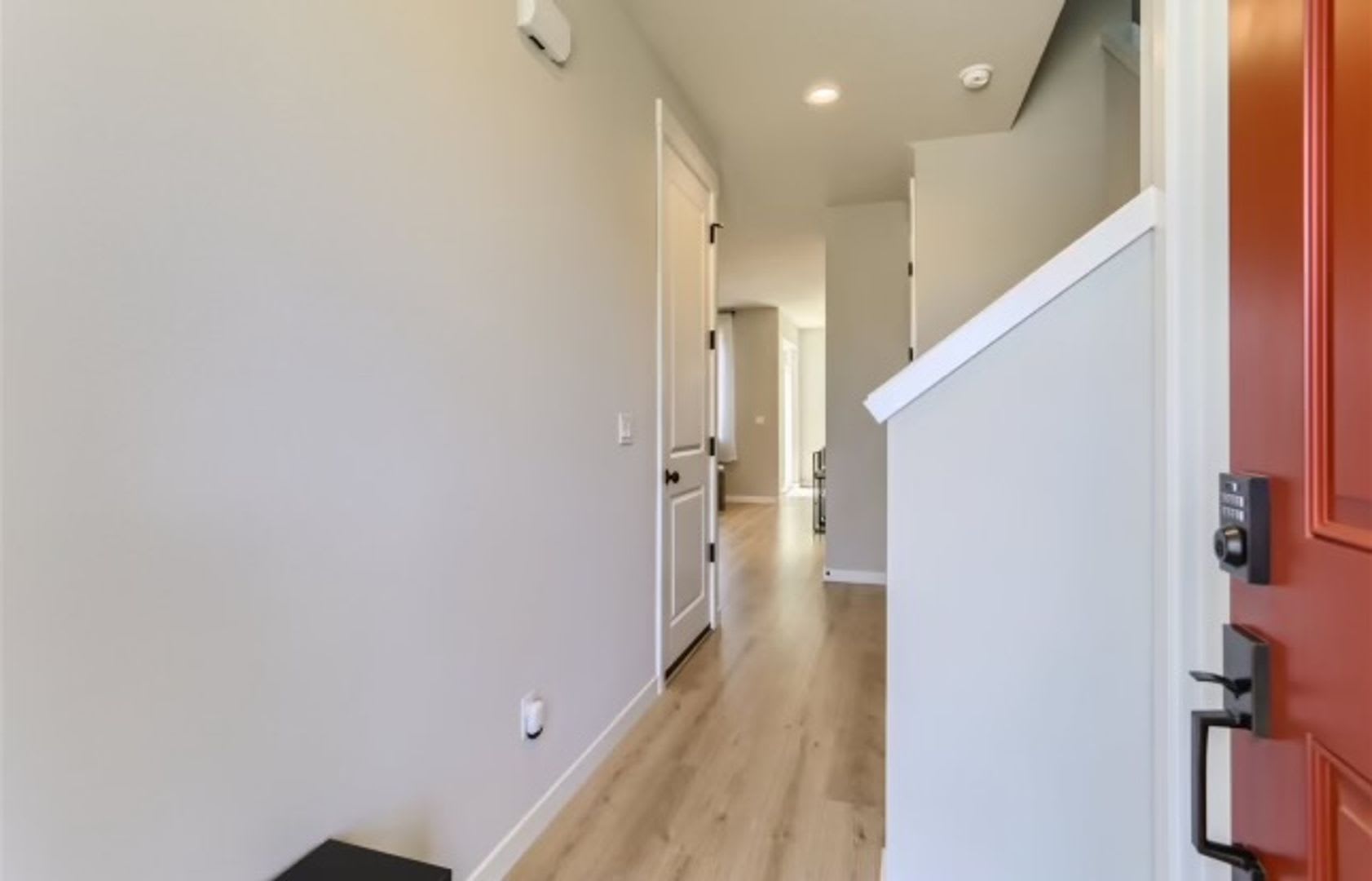 Happy Valley Home in Pleasant Valley Villages – photo 3