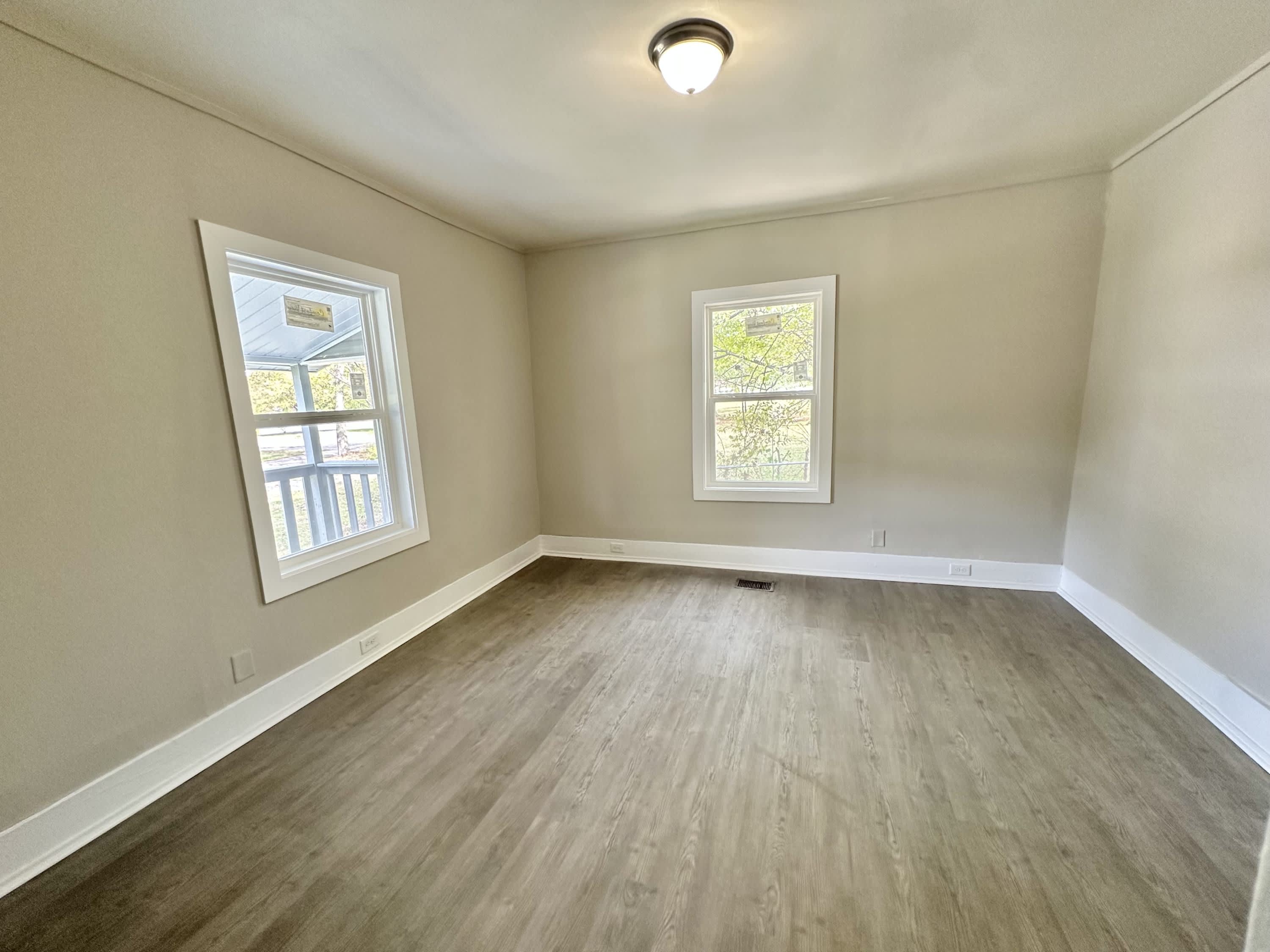 719 Washington Avenue Southwest – photo 4